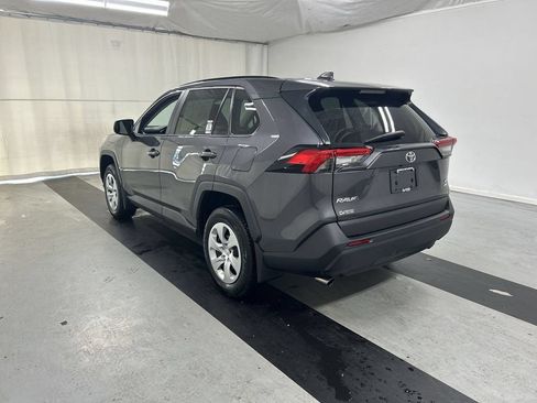 Used 2023 Toyota RAV4 LE AWD/4WD image 7