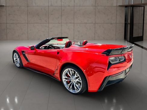 Used 2015 Chevrolet Corvette Z06 w/ 3LZ Preferred Equipment Group RWD image 5