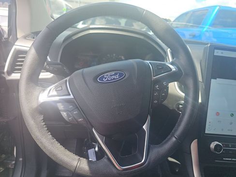 Used 2022 Ford Edge SEL w/ Convenience Package AWD/4WD image 11