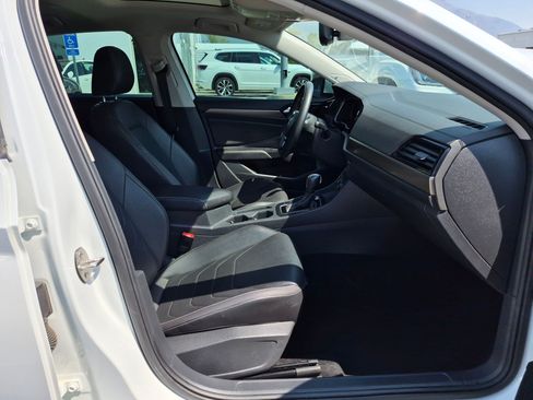 Used 2021 Volkswagen Jetta SEL Premium FWD image 32