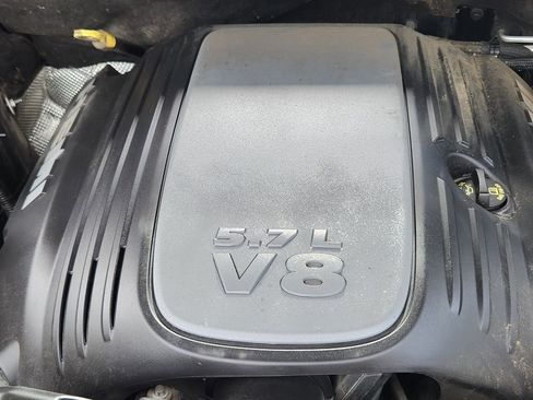 Used 2013 Jeep Grand Cherokee Limited w/ Luxury Group II image 16