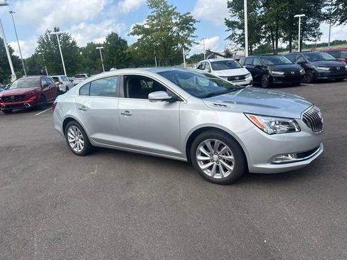 Used 2016 Buick LaCrosse Leather FWD image 6