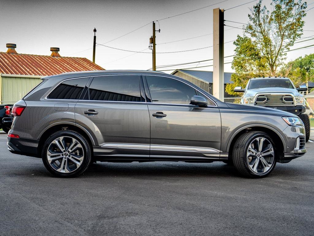 Used 2021 Audi Q7 3.0T Premium Plus w/ Premium Plus Package AWD/4WD image 2