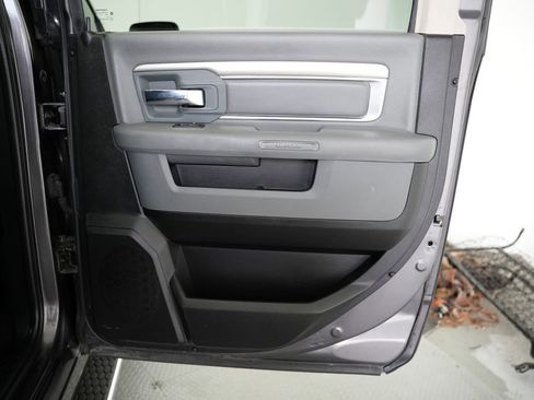 Used 2018 RAM 1500 Lone Star image 36