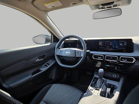 New 2026 Nissan Sentra SV w/ Floor Mat Package FWD image 9
