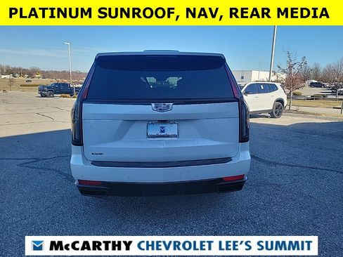 Used 2024 Cadillac Escalade ESV Sport Platinum w/ LPO, ONYX Package image 16