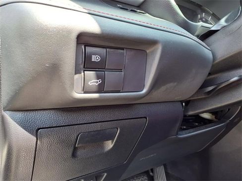 Used 2022 Toyota Highlander XSE image 18