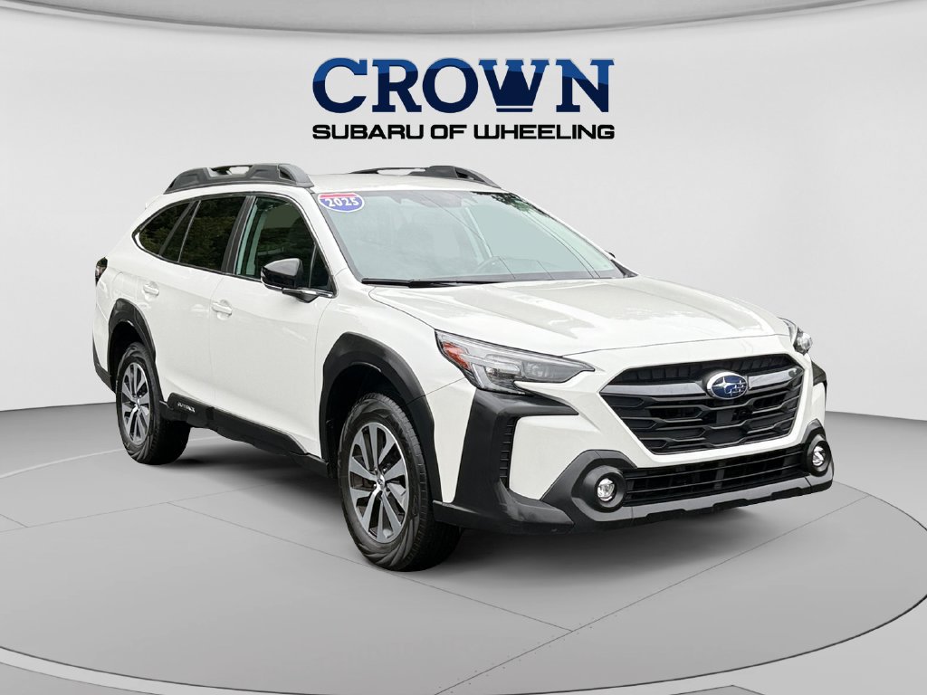 Used 2025 Subaru Outback Premium AWD/4WD image 1