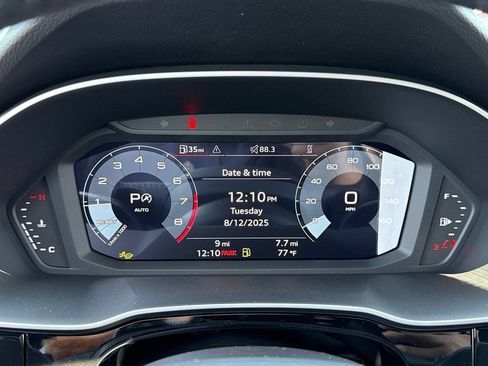 Certified 2025 Audi Q3 2.0T Premium w/ Convenience Package AWD/4WD image 20