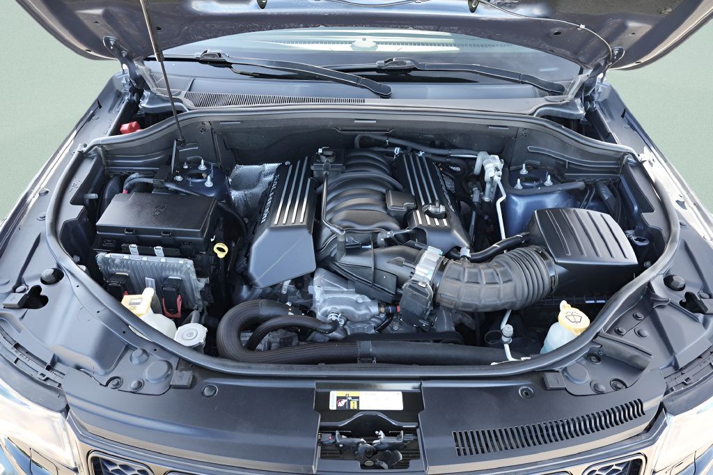 Used 2020 Jeep Grand Cherokee SRT AWD/4WD image 22