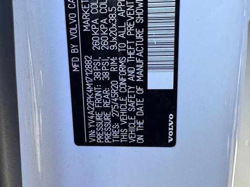 Used 2021 Volvo XC90 T6 Momentum image 28