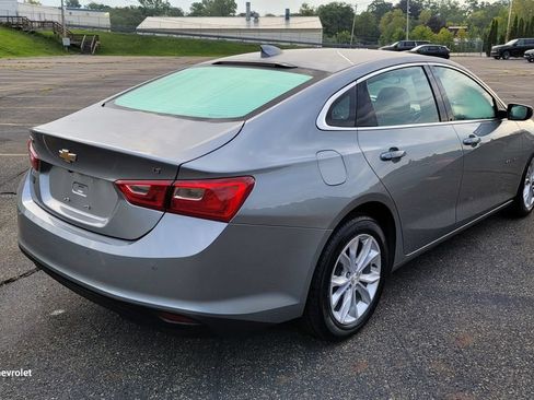 Used 2025 Chevrolet Malibu LT FWD image 12