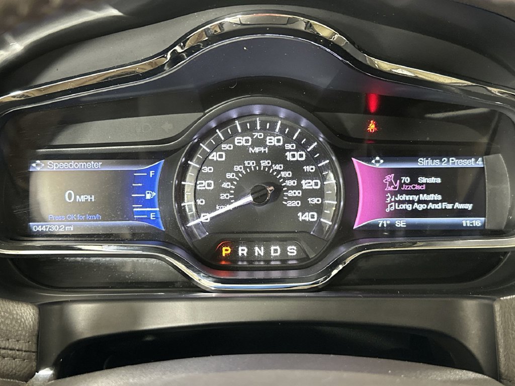 Used 2017 Lincoln MKT FWD image 14