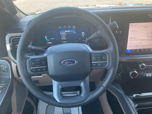 New 2026 Ford F250 Lariat w/ Chrome Package AWD/4WD image 21