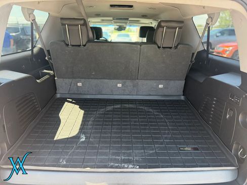 Used 2019 Chevrolet Suburban Premier AWD/4WD image 36