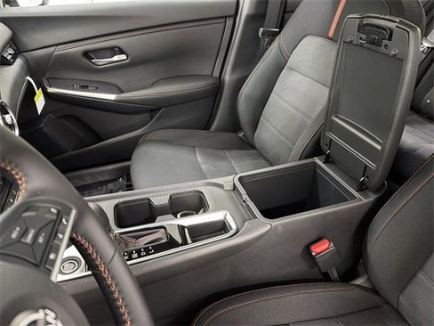 New 2025 Nissan Sentra SR image 21