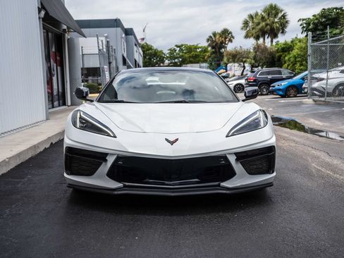 Used 2023 Chevrolet Corvette Stingray Premium Conv w/ Z51 Performance Package RWD image 3