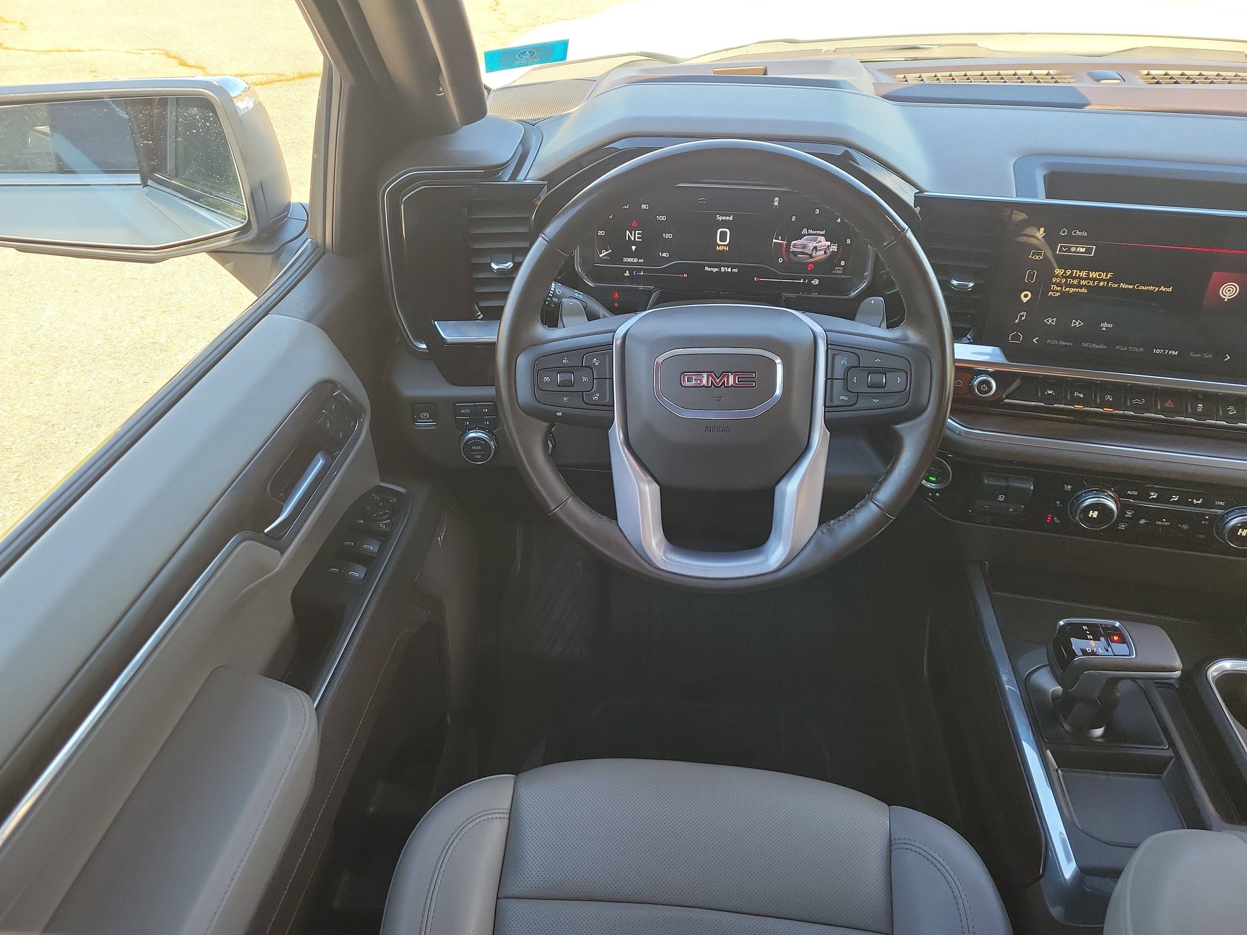 Used 2025 GMC Sierra 1500 SLT w/ SLT Premium Plus Package AWD/4WD image 19