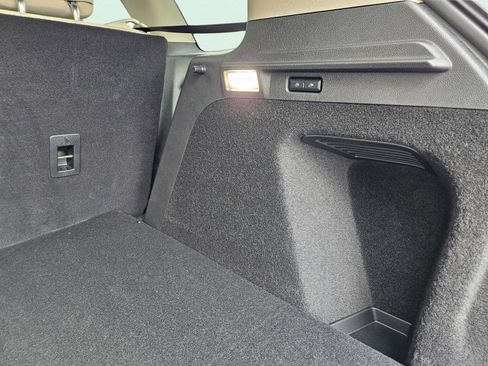 New 2026 Lincoln Corsair Reserve image 26