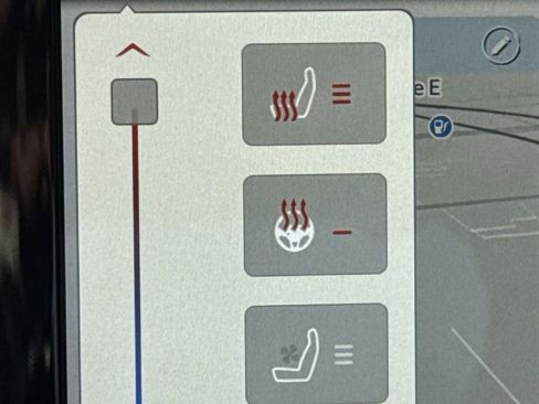 Used 2024 RAM 1500 Laramie image 32