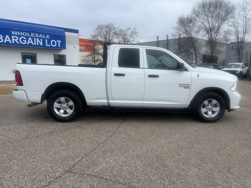 Used 2019 RAM 1500 Express image 9