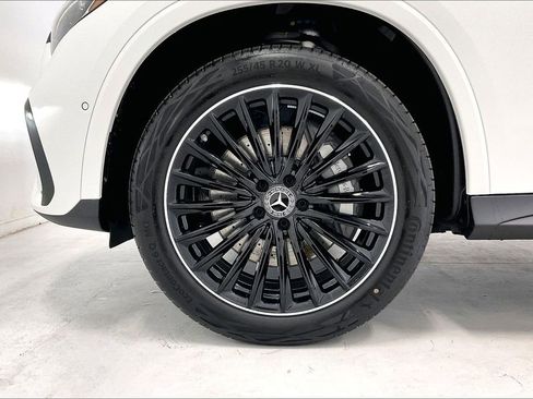 New 2026 Mercedes-Benz GLC 300 4MATIC image 11