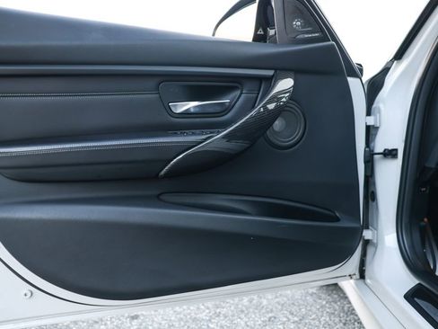 Used 2018 BMW M3 image 39