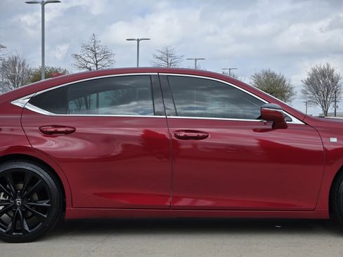 Used 2024 Lexus ES 350 w/ Premium Package image 8