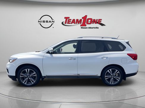 Used 2018 Nissan Pathfinder Platinum FWD image 5