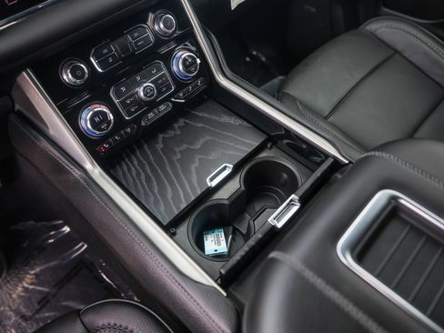 Used 2023 GMC Yukon Denali image 24