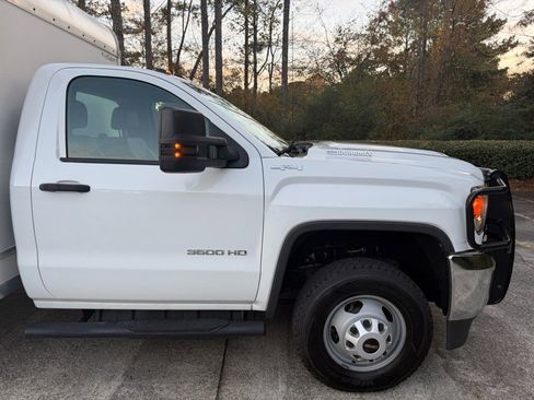 Used 2019 GMC Sierra 3500 4x4 Regular Cab w/ Sierra Convenience Package image 17