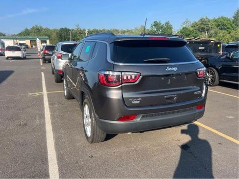 Used 2023 Jeep Compass 4WD image 6