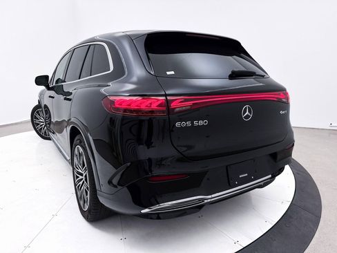 Used 2023 Mercedes-Benz EQS 580 4MATIC SUV image 4