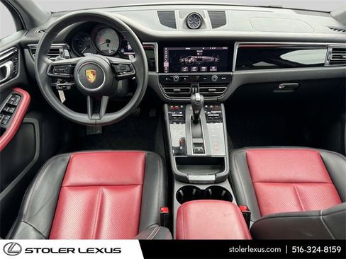 Used 2023 Porsche Macan S image 18