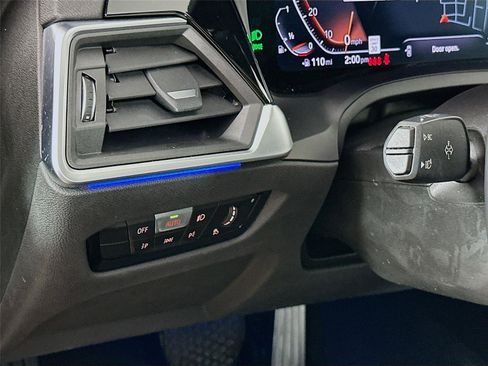 Used 2022 BMW 330i xDrive Sedan w/ Driving Assistance Package image 10