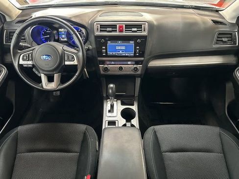 Used 2017 Subaru Outback 2.5i Premium image 15