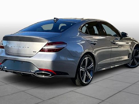 Used 2025 Genesis G70 3.3T Advanced image 13
