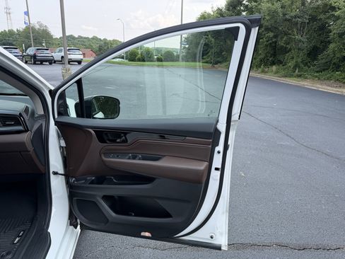 Used 2026 Honda Odyssey Elite image 20