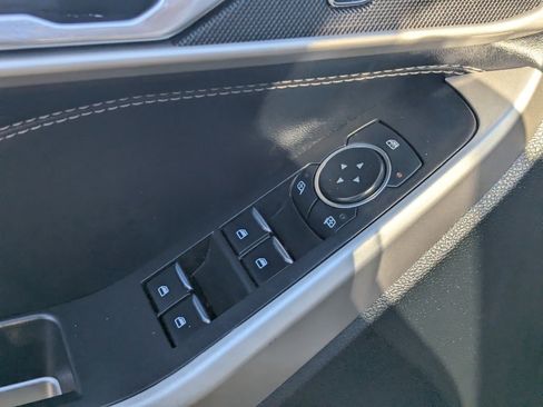 Used 2023 Ford Explorer XLT w/ Equipment Group 202A image 22