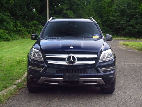 Used 2016 Mercedes-Benz GL 450 4MATIC image 36