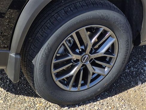 New 2026 Nissan Rogue S image 5