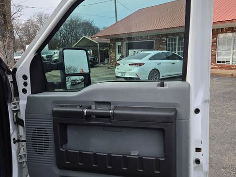 Used 2015 Ford F250 XL w/ Power Equipment Group image 50