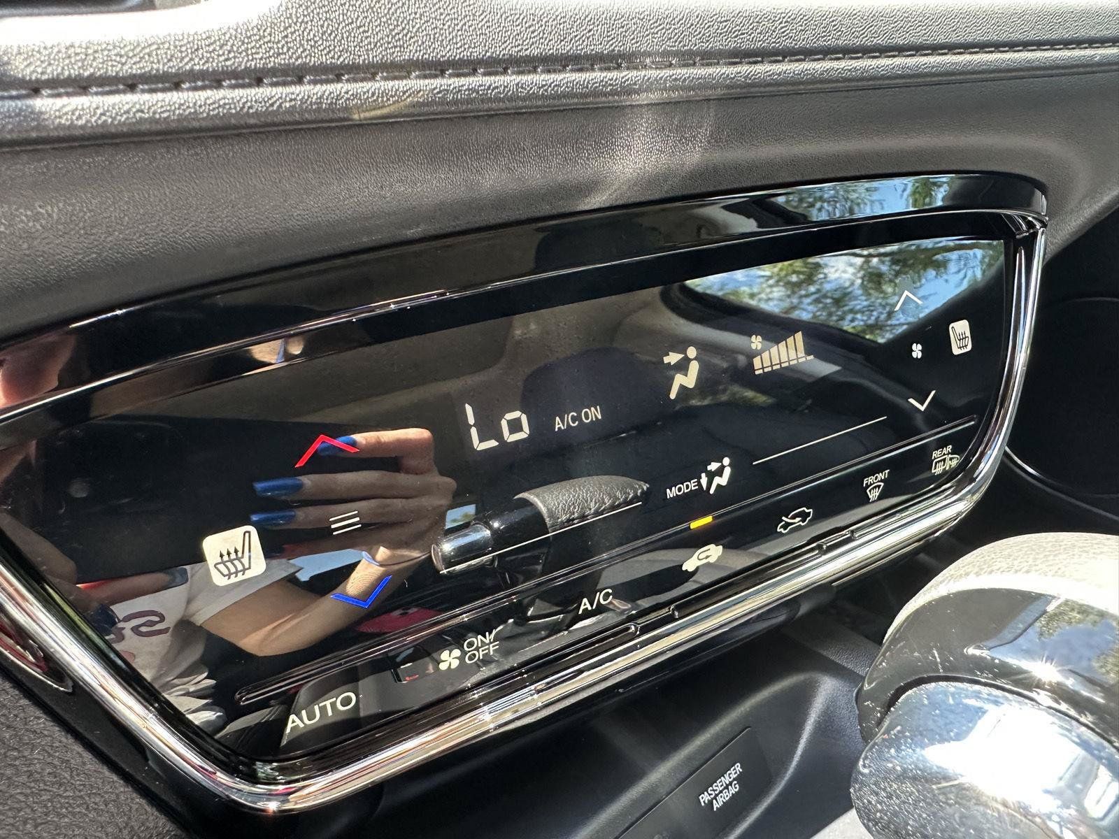 Used 2021 Honda HR-V EX-L image 22
