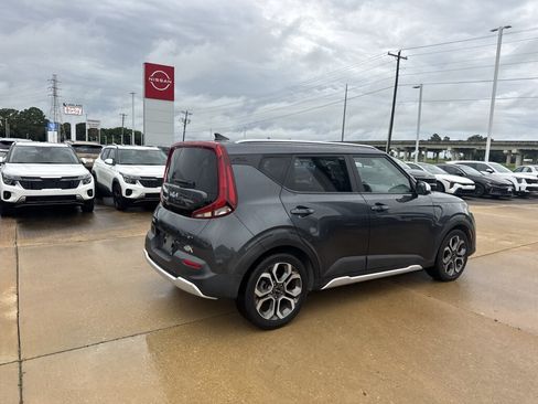 Used 2022 Kia Soul X-Line FWD image 16