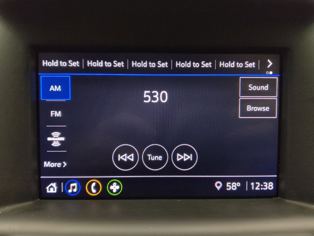 Used 2024 GMC Terrain SLE FWD image 25