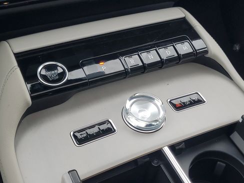 New 2026 Lincoln Navigator Reserve image 25