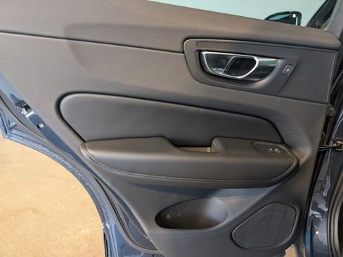 Used 2025 Volvo XC60 B5 Core w/ Protection Package Premier image 23