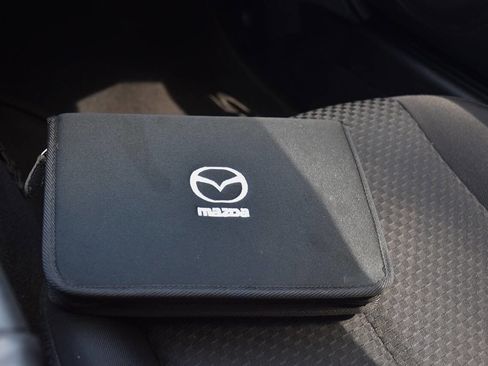 Used 2006 MAZDA MX-5 Miata Touring RWD image 20