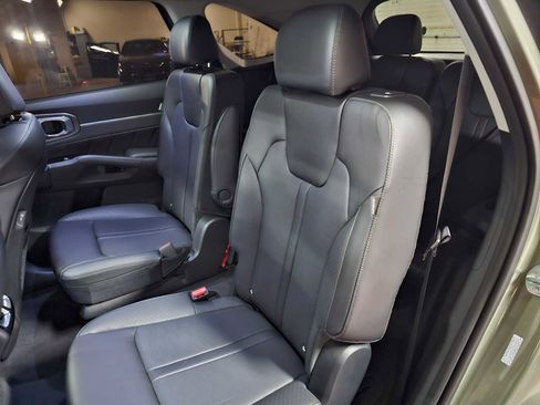 Used 2025 Kia Sorento SX image 20