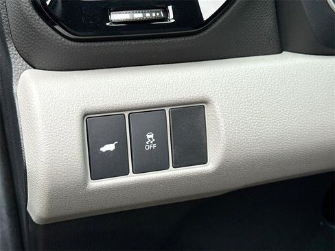 Used 2024 Honda Pilot EX-L image 10